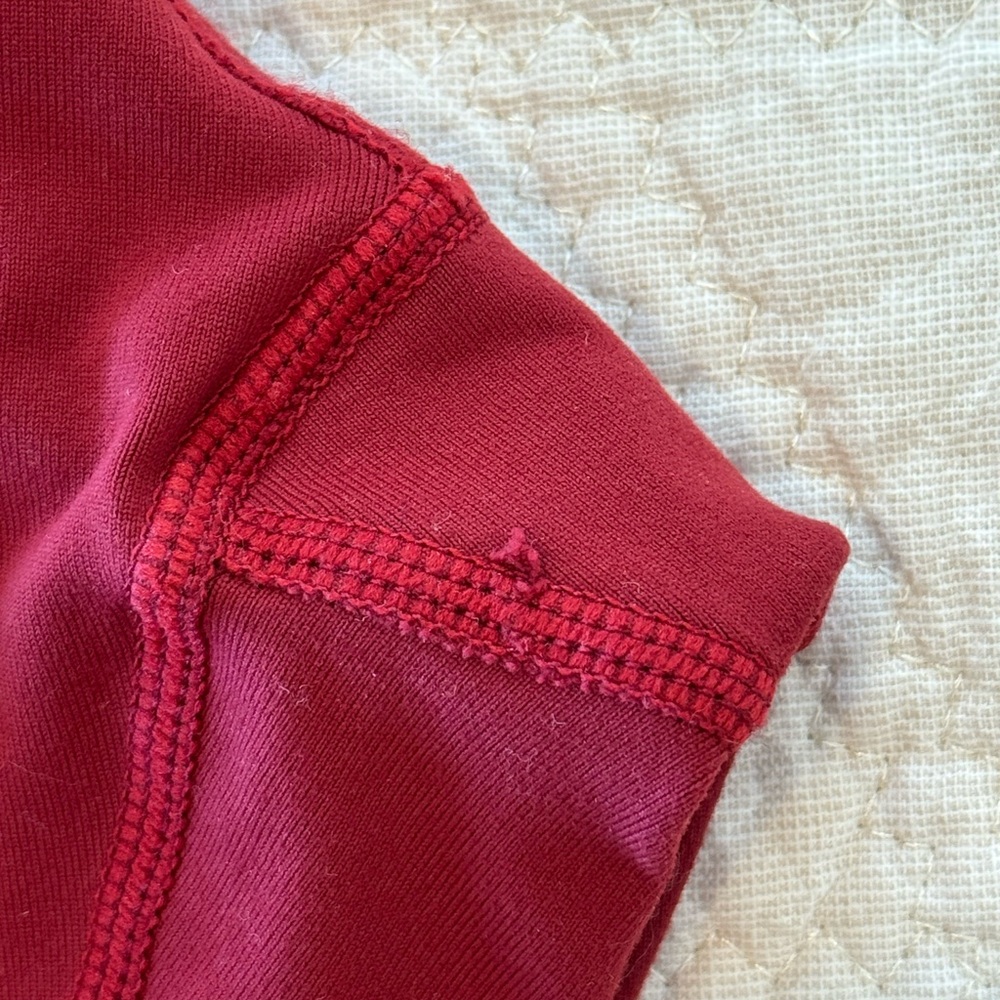 IAB red elevate workout leggings. Size 6/S. - Picture 5 of 6